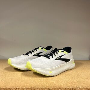 Brooks Ghost Max